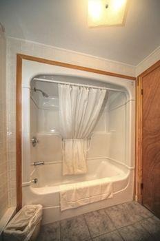 Sunny Hill Resort Barrys Bay Экстерьер фото